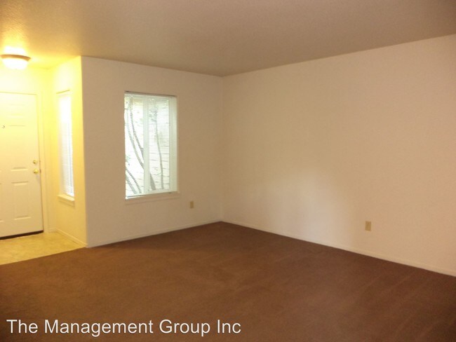 Building Photo - 2816 Falk Rd