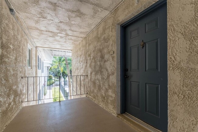 Building Photo - 8605 SW 68th Ct