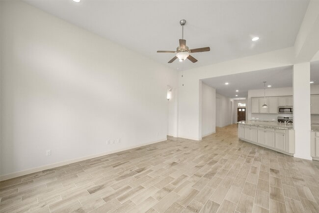 Building Photo - 139 Trillium Pk Lp