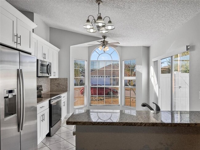 Building Photo - 2905 Colleen Cir