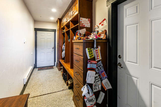 Mud Room - 5489 Luge Ln