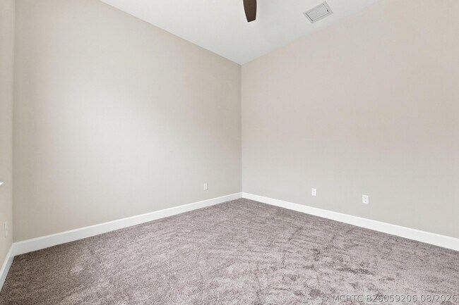 Building Photo - 5608 Macoon Wy