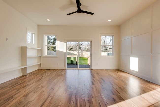 Building Photo - New Construction Modern Luxury in Nashville