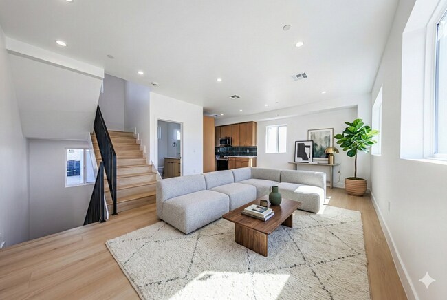 Building Photo - Luxury Never Before Lived in Townhomes!