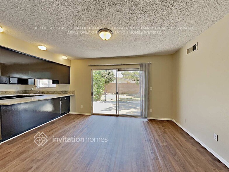 Building Photo - 7652 Goodland Ave