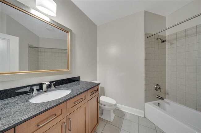 Building Photo - 325 East Paces Ferry Rd NE