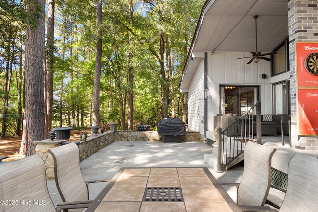 Building Photo - 426 Loblolly Dr