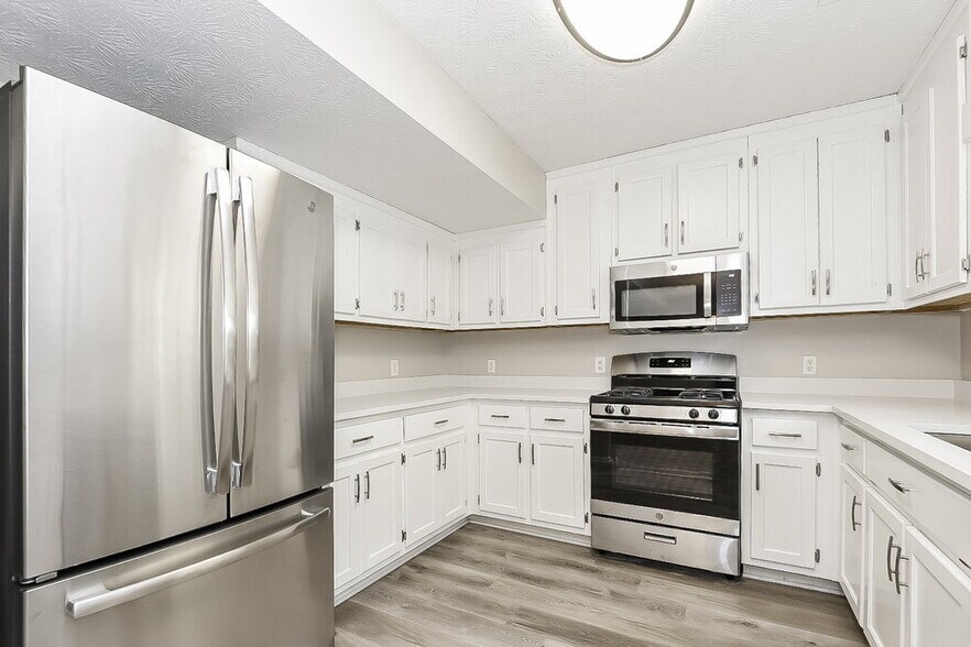 Building Photo - 824 Overlook Trail