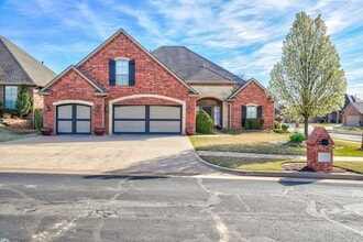 Building Photo - Bright & Spacious 3-Bed, 3.5 Bath Corner-Lot Home in Deer Creek Schools with Chef’s Kitchen & Bon...
