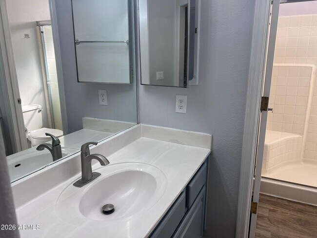 Building Photo - 1082 W Orchid Ln