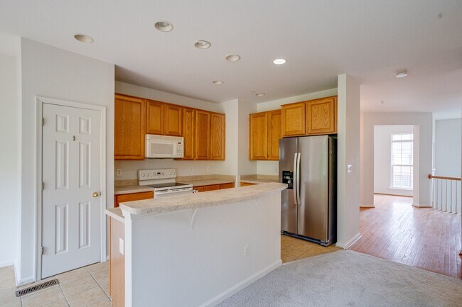 Building Photo - 103 Buttonwood Ct