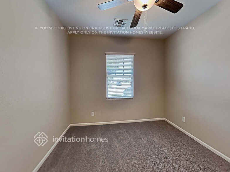 Building Photo - 26223 N 121st Ave