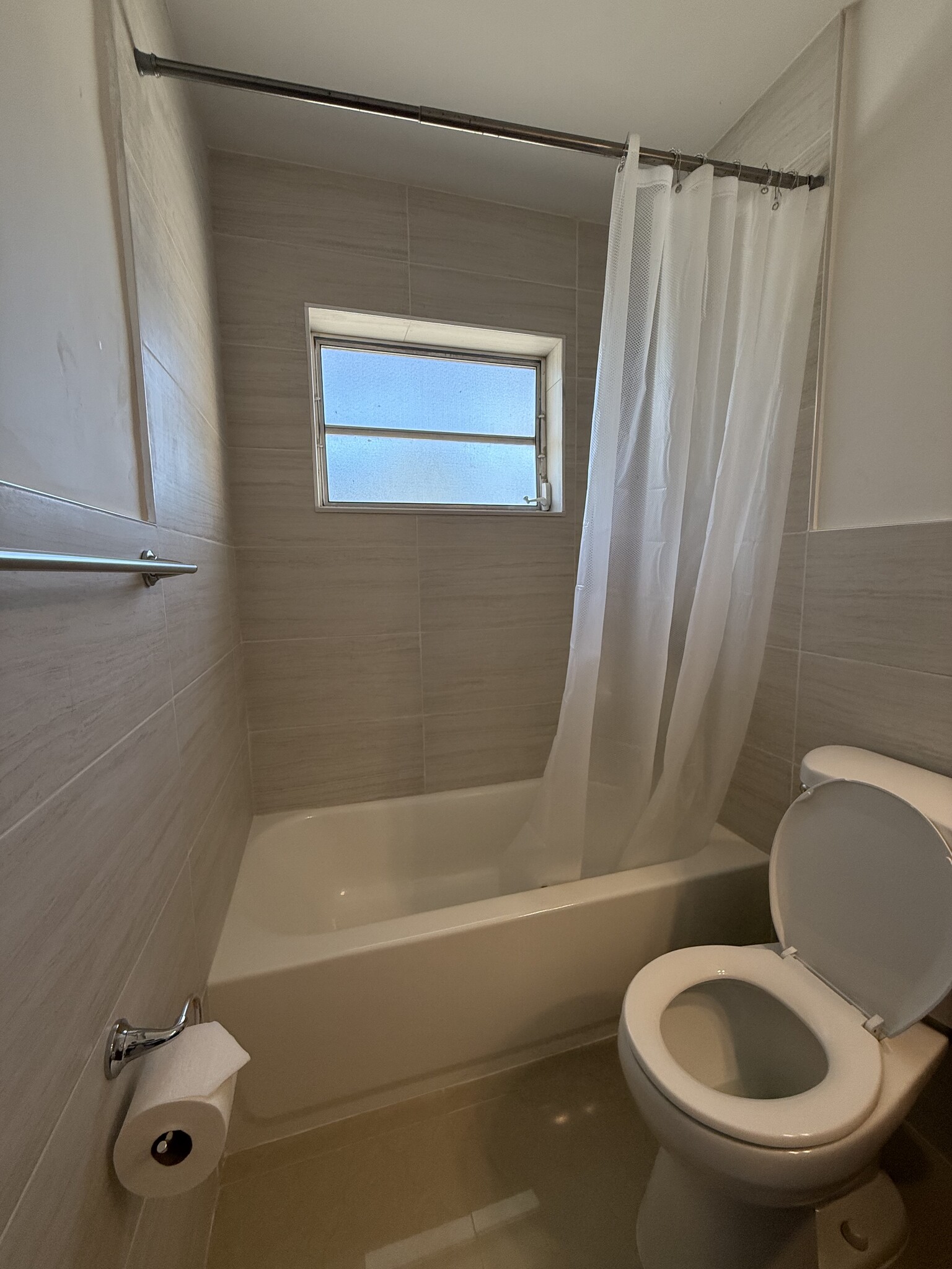 BATHROOM: newly renovated - 5010 SW 26th Ave