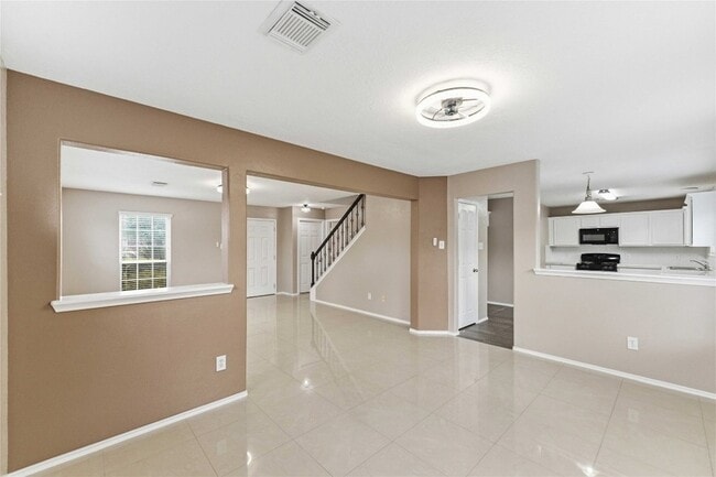 Building Photo - 11015 Shumard Oak Ct