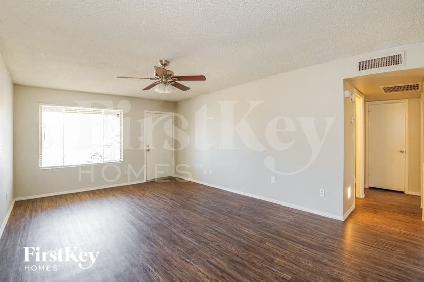 Building Photo - 3826 W Villa Rita Dr