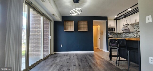 Building Photo - 12705 Dara Dr