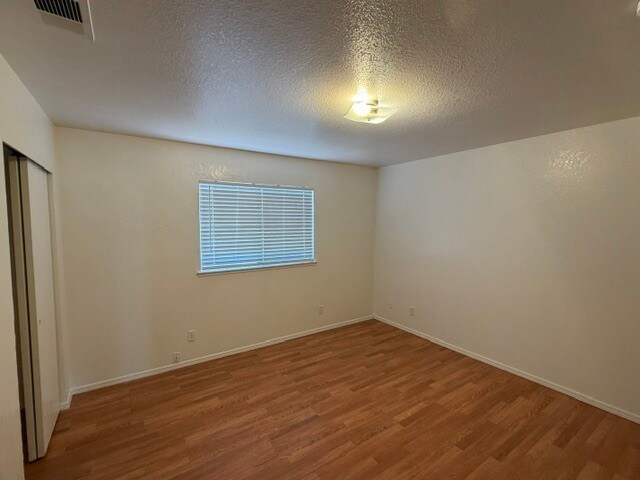 Building Photo - Modesto 3 Bedroom 2 Bathroom Home