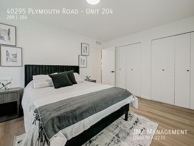 Building Photo - 40295 Plymouth Rd