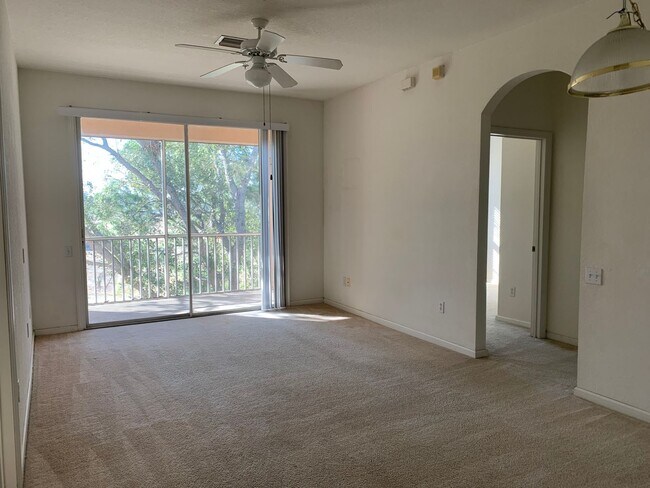 Building Photo - 13500 Turtle Marsh Loop