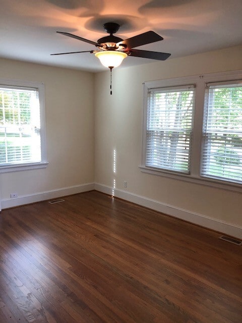 Building Photo - 113 S Circle Dr
