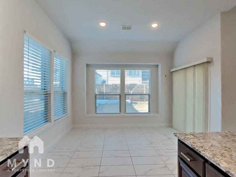 Building Photo - 2014 Ranchwood Drive