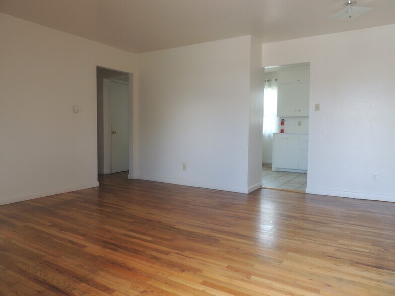 Building Photo - 1353 N 21st St