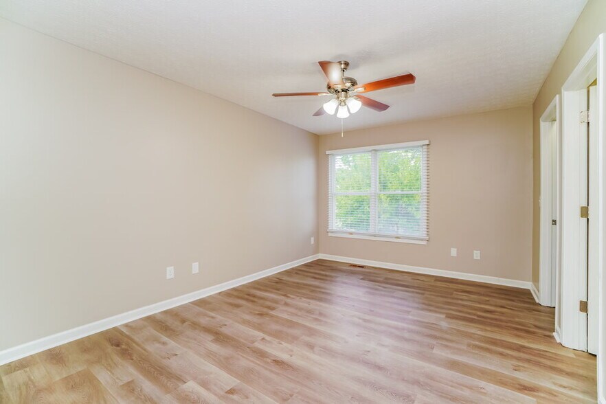 Building Photo - 5740 Blanton Park Dr