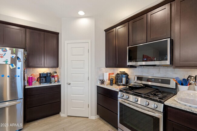 Building Photo - 4215 Tinker Dr