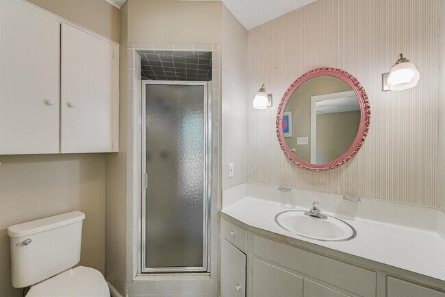 Building Photo - 8711 Bridgeport Dr