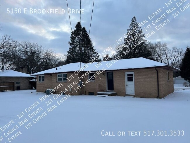 Building Photo - 5150 E Brookfield Dr