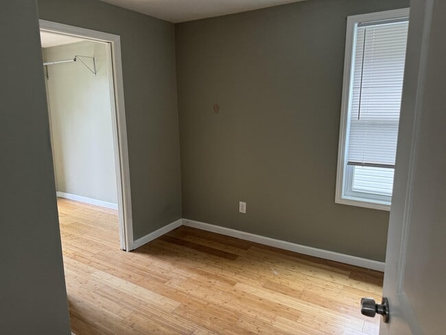 Building Photo - 633 Ohio St