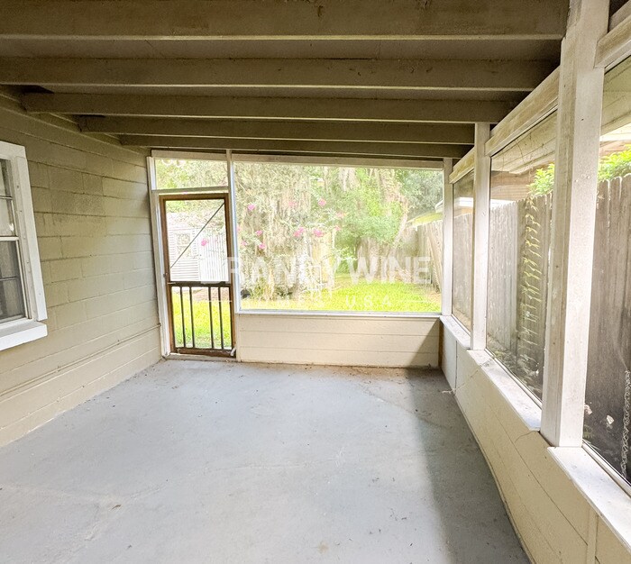 Building Photo - 11469 Wingate Rd N