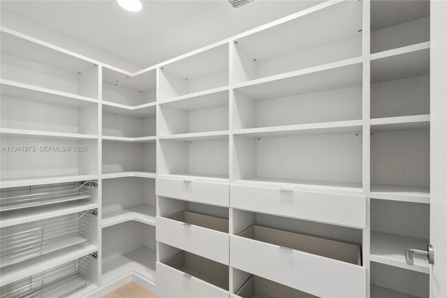 Building Photo - 500 Alton Rd