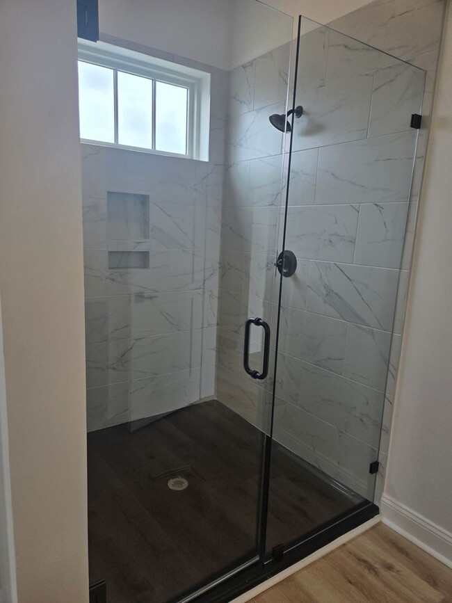 Building Photo - $1600 per bedroom. Brand new and waiting f...