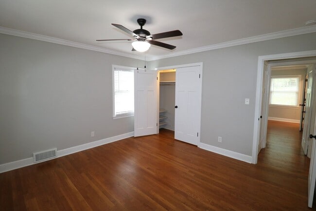 Building Photo - 2832 Monticello Dr