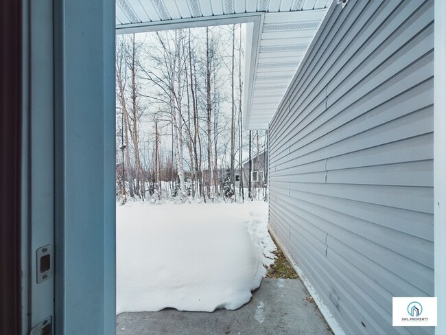 Building Photo - 2416 Homestead Dr