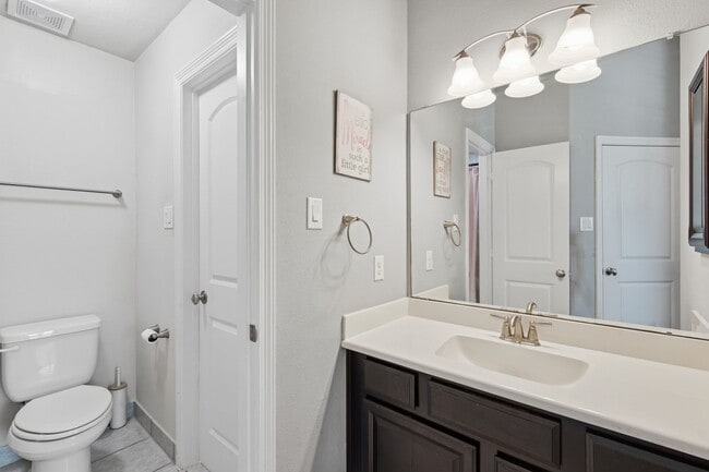 Building Photo - 24534 Jenns Creek Ct