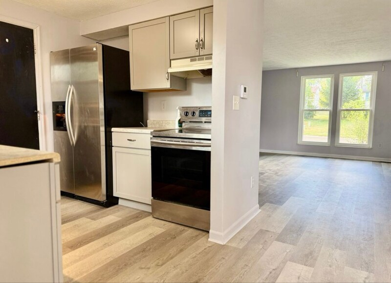 Building Photo - 1381 Firethorne Dr