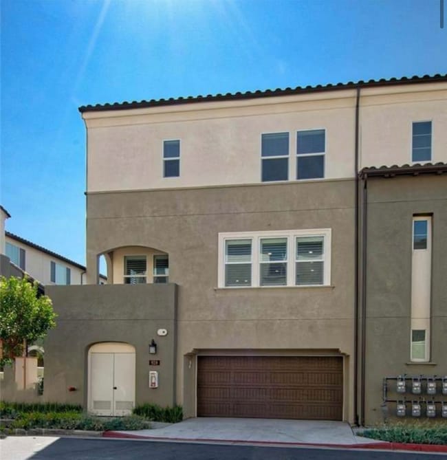 Building Photo - 928 E Twill Ct