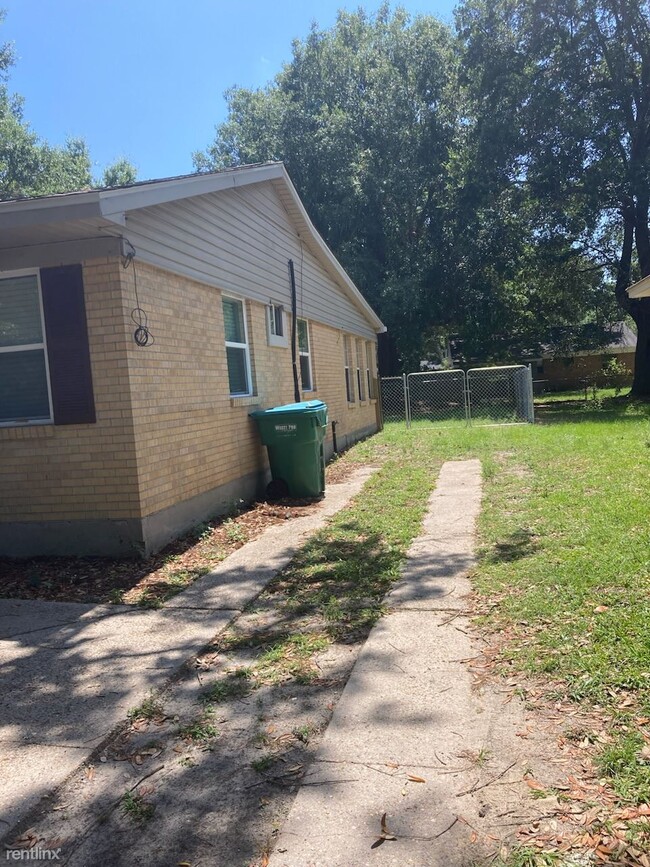 Building Photo - 3 br, 2 bath House - 497 Gay Ave