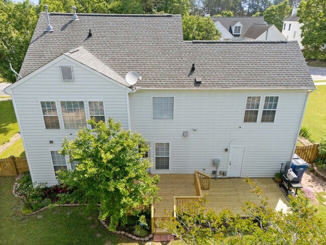 Building Photo - Spacious 3-Bedroom Home with Bonus Room and Community Perks