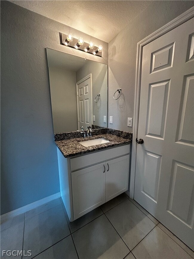 Building Photo - 1011 NW 22nd Terrace