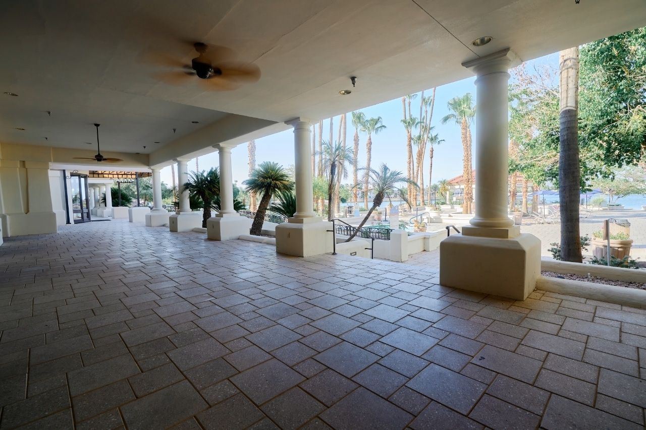 Building Photo - 1317 N Palmsprings Dr
