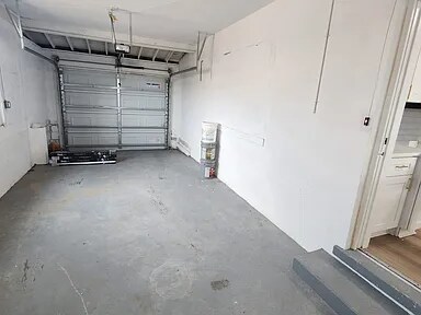 Building Photo - 343 82nd Ave