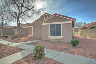 Building Photo - READY TO VIEW NOW! Recently Renovated 2bed/2bath Townhouse in Peoria!