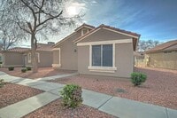 Building Photo - $1000 Off First Month Rent w/ Longer Lease Term! READY TO VIEW NOW! Recently Renovated 2bed/2bath...
