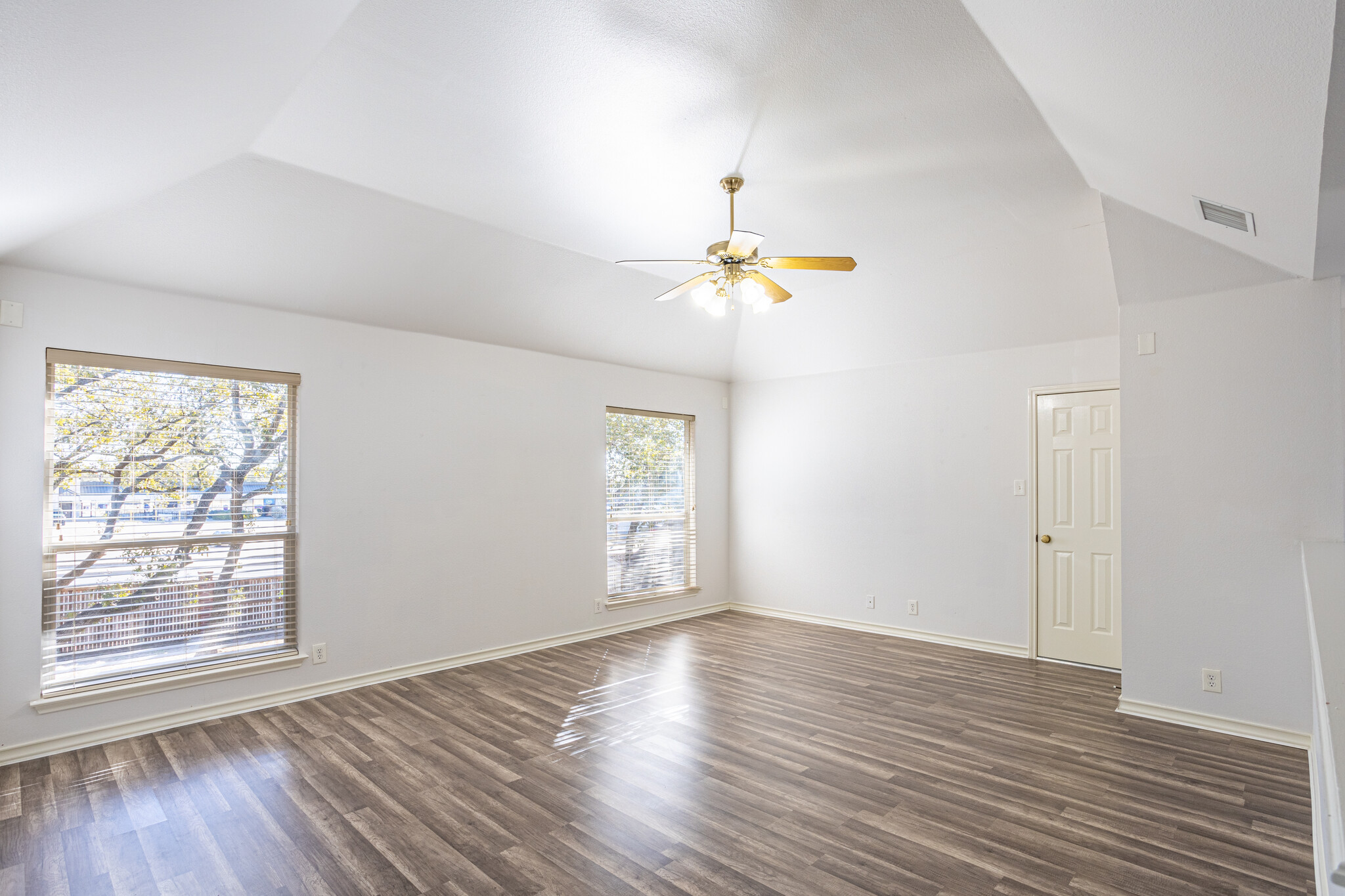 large game room - 7318 Chimney Bluff