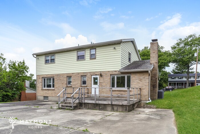 Building Photo - 2480 Sylmar Ct