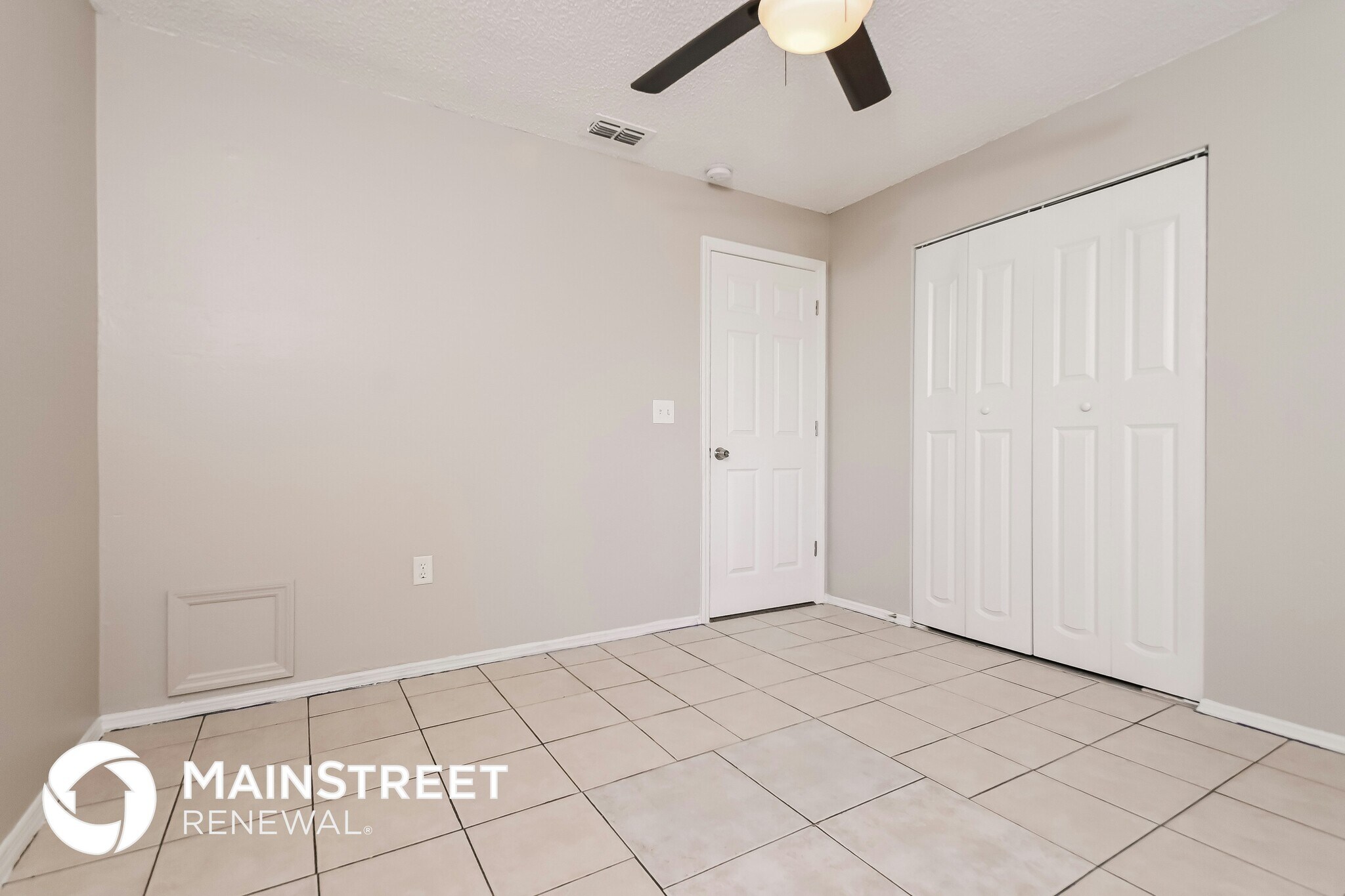 Building Photo - 3222 6th Ave W