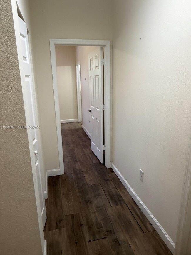 Building Photo - 11540 SW 151 Ave